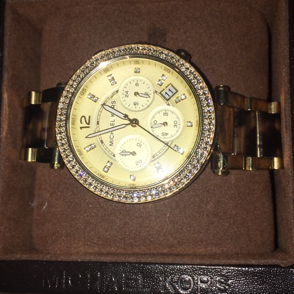 Watch - Picture 2 of 4